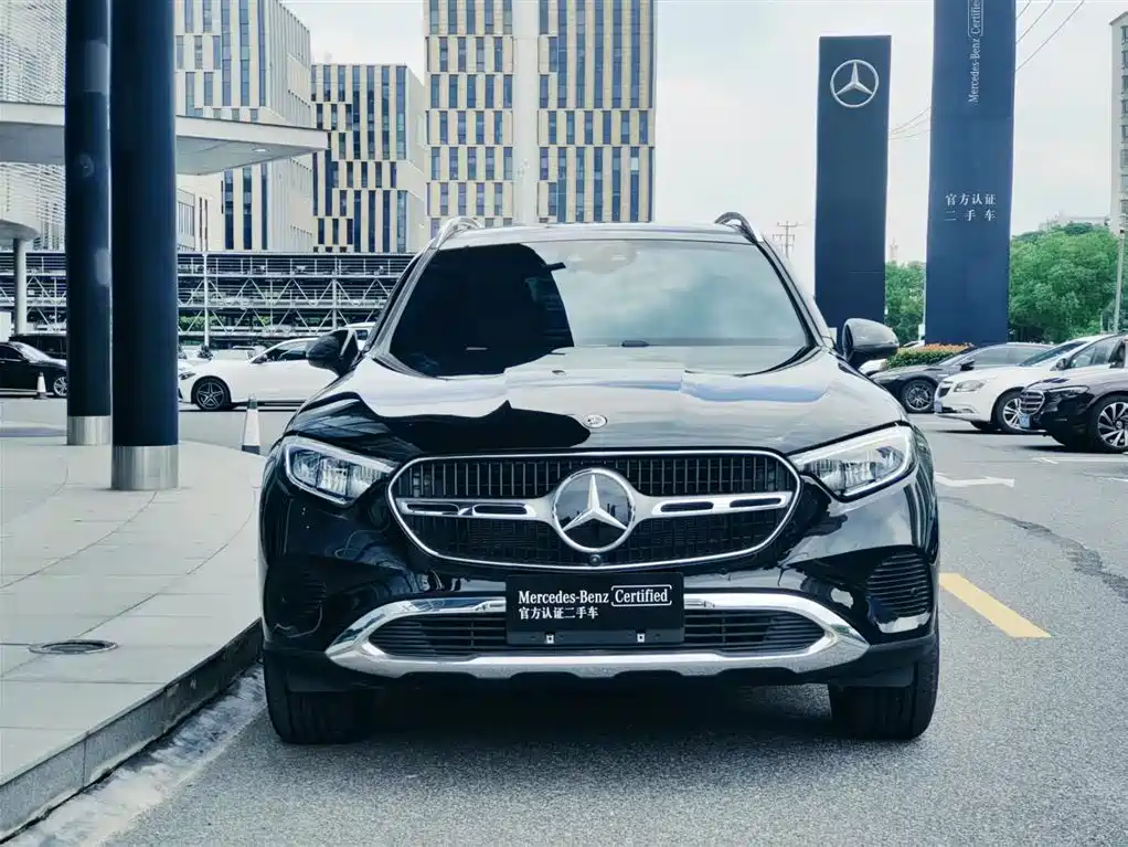 Mercedes-Benz GLC 2025