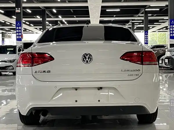 Volkswagen Lamando 2016