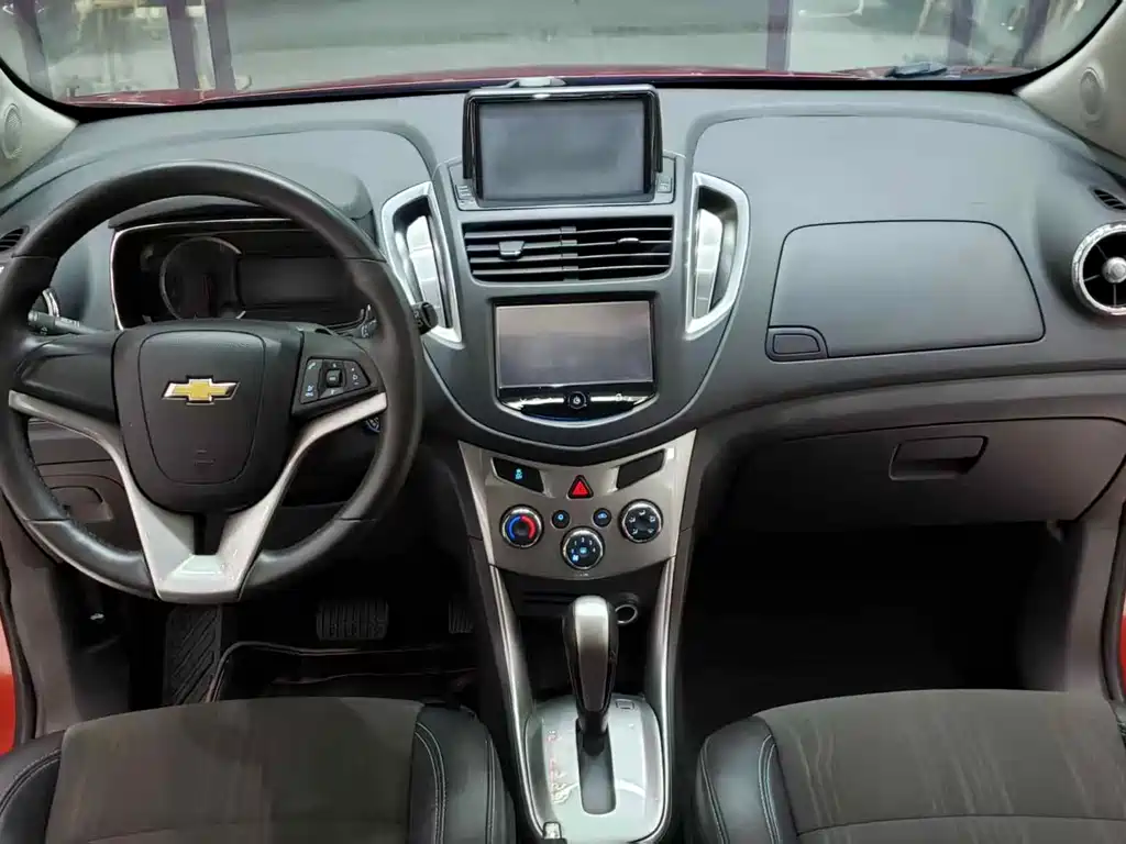 Chevrolet Trax 2015 — фото 6