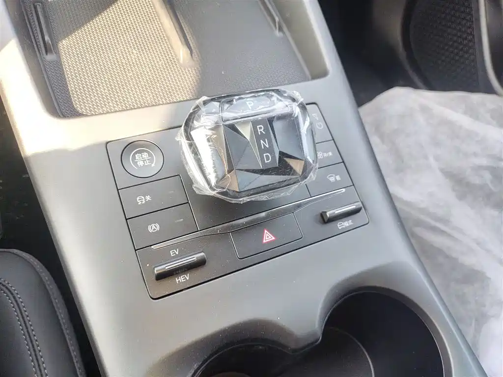 BYD Qin PLUS 2025 — фото 14