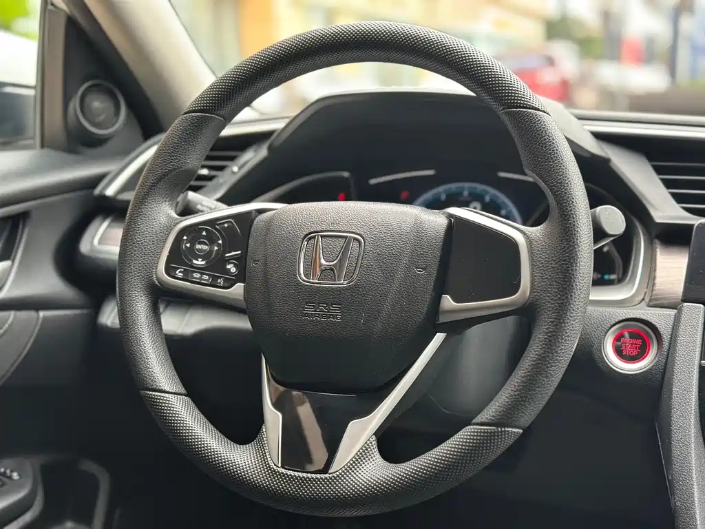 Honda Civic 2021 — фото 9