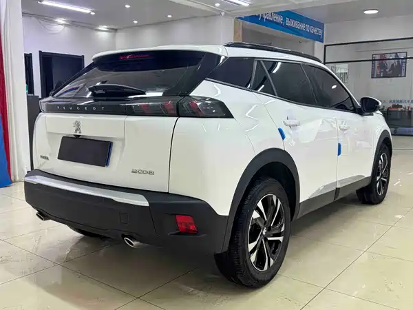 Peugeot 2008 2022