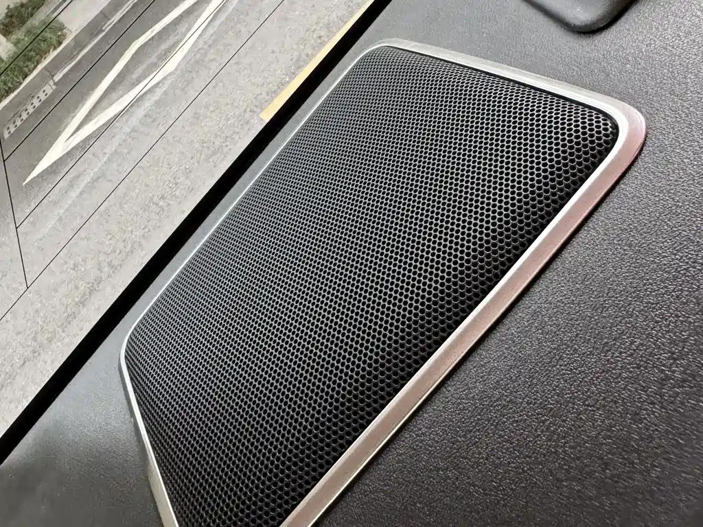 Land Rover Sport 2020 — фото 20