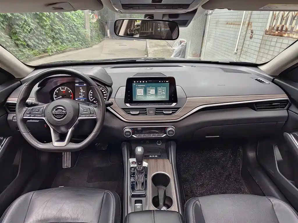 Nissan Teana 2022 — фото 10