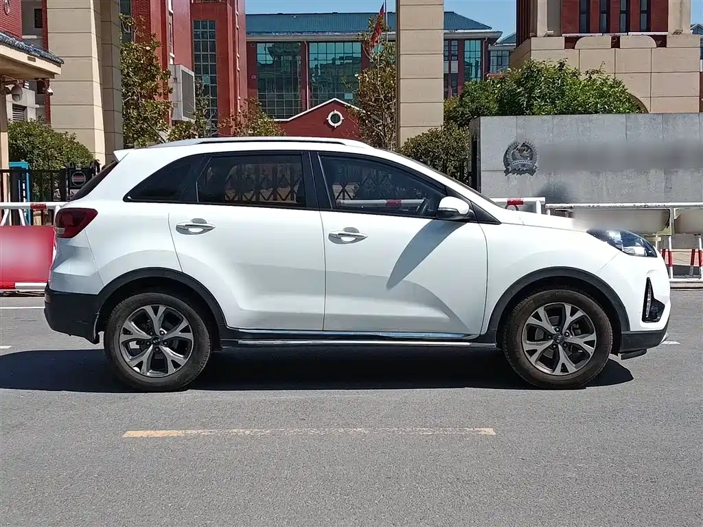 Kia KX3 2017 — фото 22