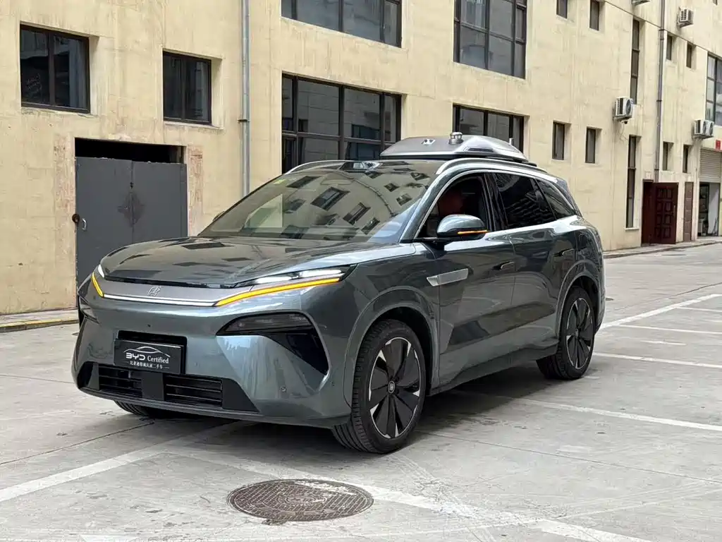 BYD Tang L 2025 — фото 1