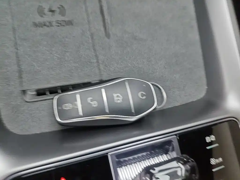 BYD Seal 07 DM-i 2026 — фото 17