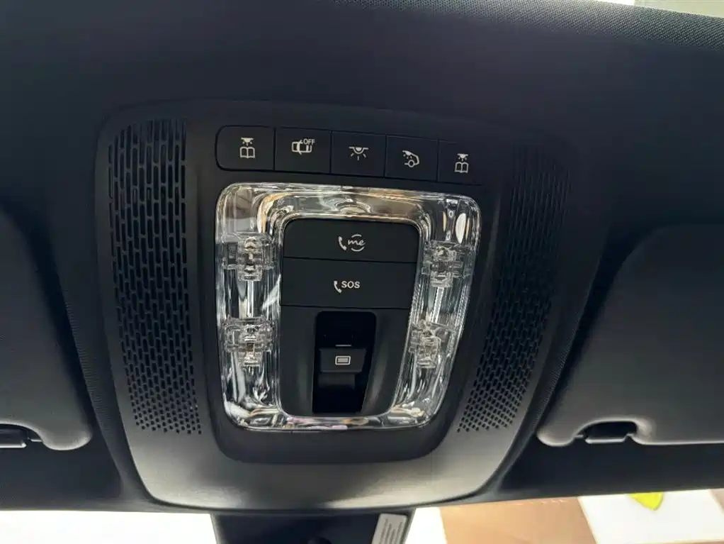 Mercedes-Benz A-Class 2023 — фото 12