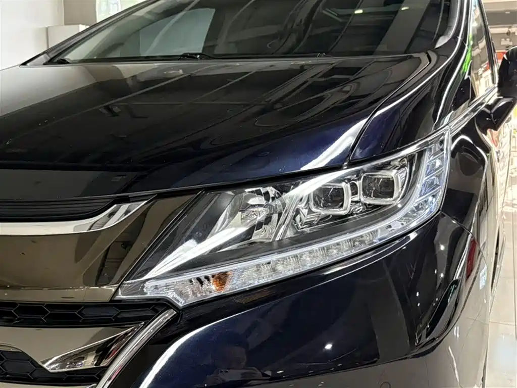 Honda Odyssey 2021 — фото 24