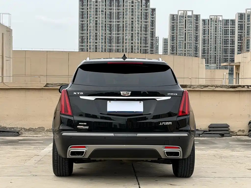 Cadillac XT5 2020 — фото 8