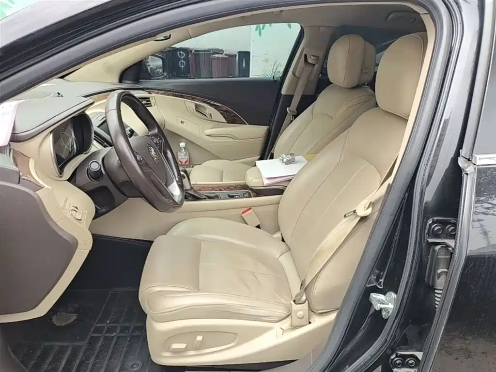 Buick LaCrosse 2016 — фото 15