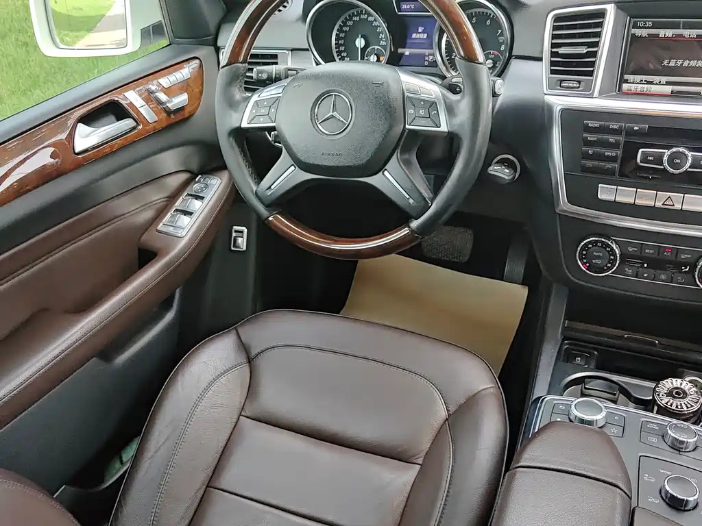 Mercedes-Benz M-Class 2013 — фото 17