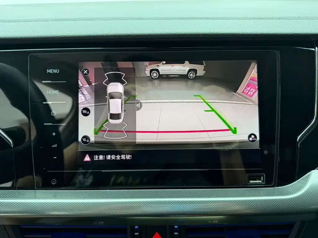 Volkswagen Passat 2023
