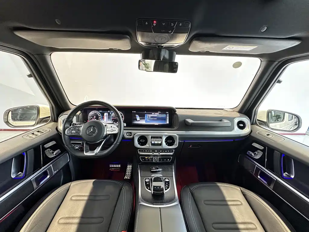Mercedes-Benz G-Class 2023 — фото 14