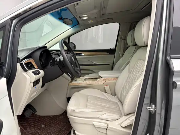 Buick GL8 2020