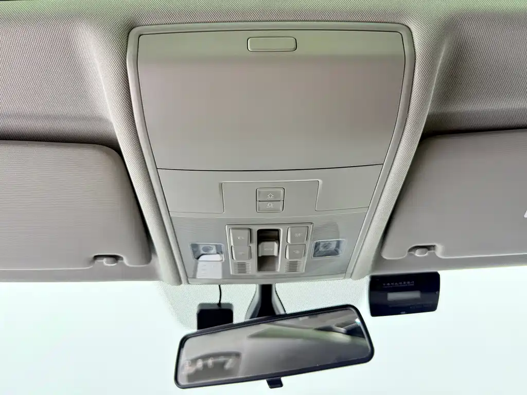 Volkswagen Tiguan L 2022 — фото 14