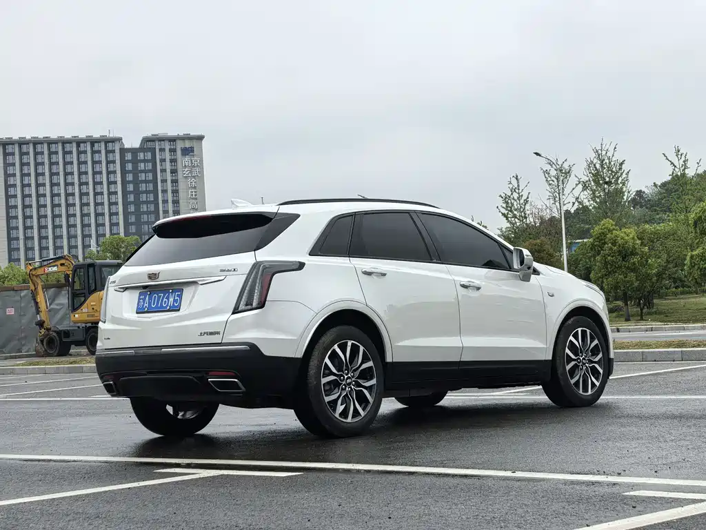 Cadillac XT5 2022 — фото 5