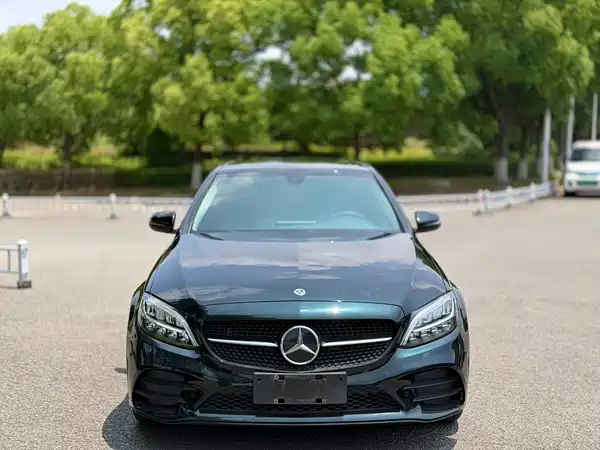 Mercedes-Benz C-Class 2021