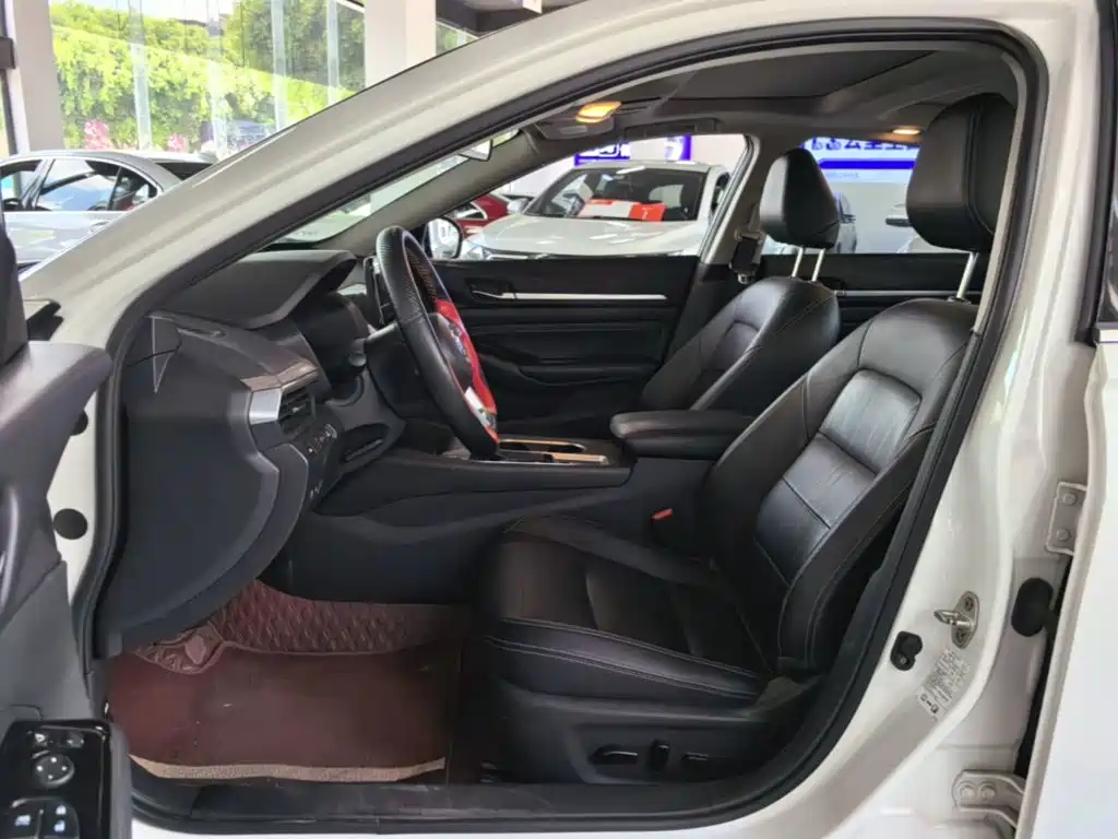 Nissan Teana 2022 — фото 15