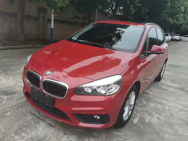 BMW 2 Series Station Wagon 2017