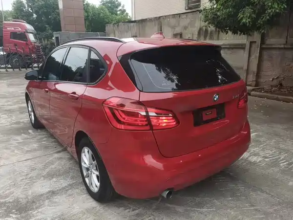 BMW 2 Series Station Wagon 2017