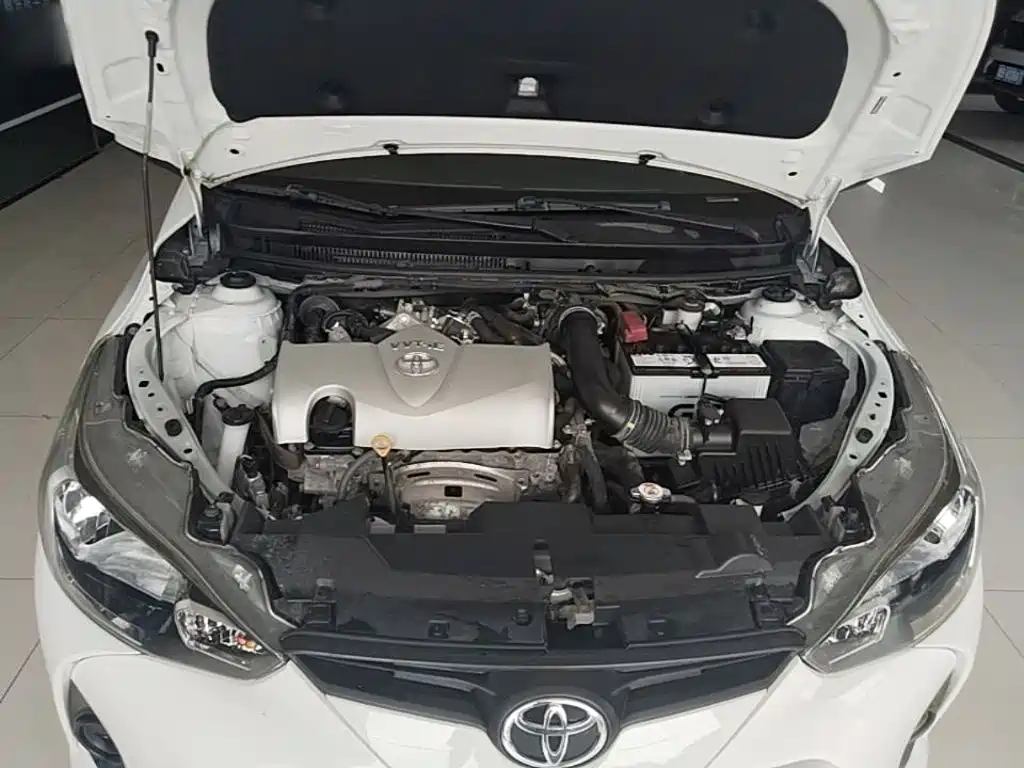 Toyota Yaris L 2019 — фото 20