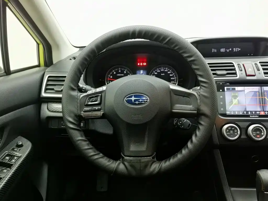 Subaru XV 2015 — фото 11