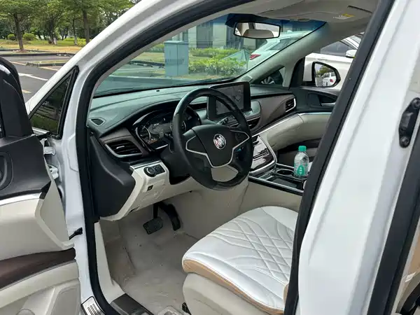 Buick GL8 2022