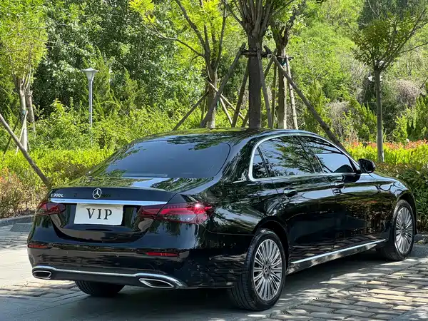 Mercedes-Benz E-Class 2023