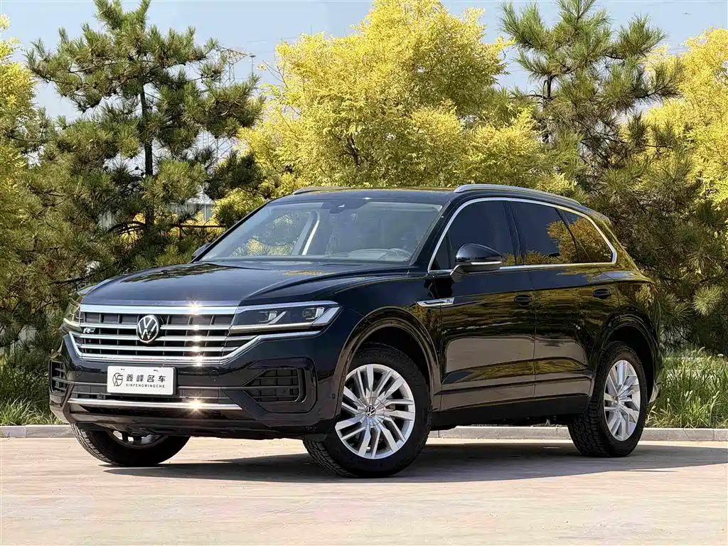 Volkswagen Touareg 2021 — фото 1