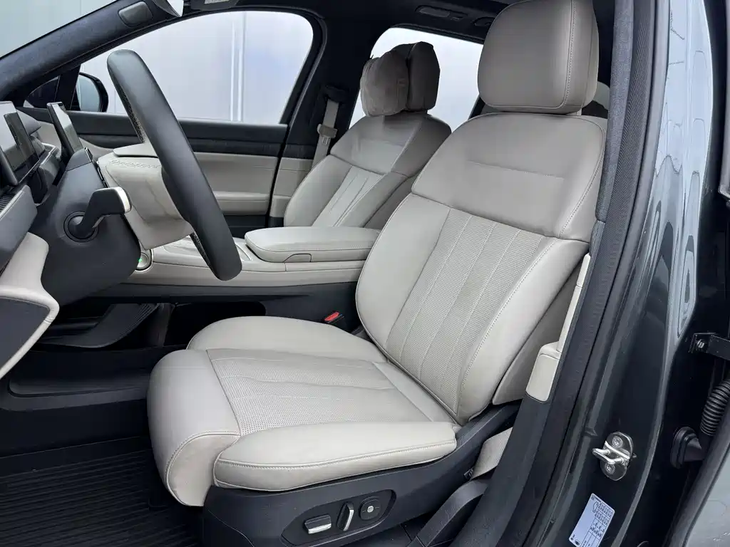 NIO ES8 2024 — фото 11