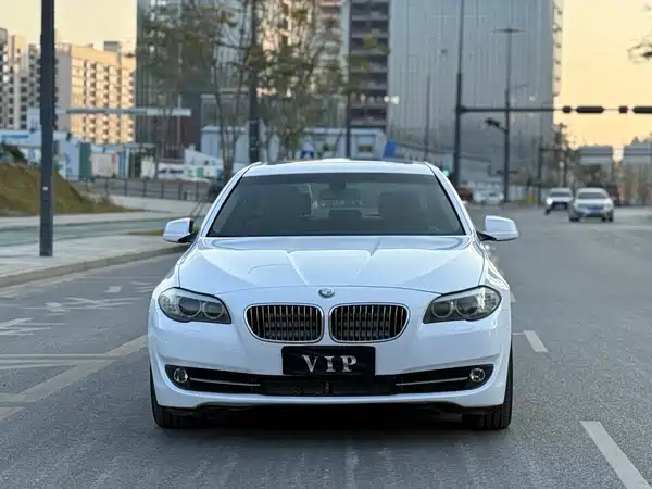 BMW 5 Series 2011
