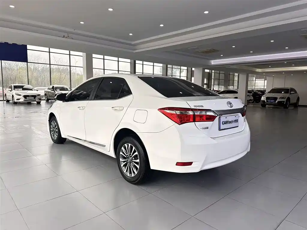 Toyota Corolla 2019 — фото 6