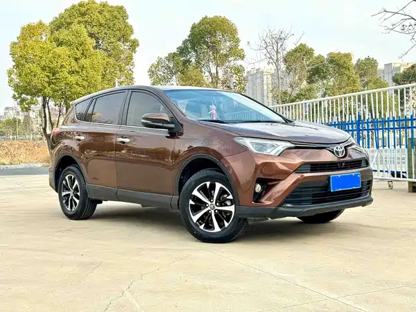 Toyota RAV4 2016