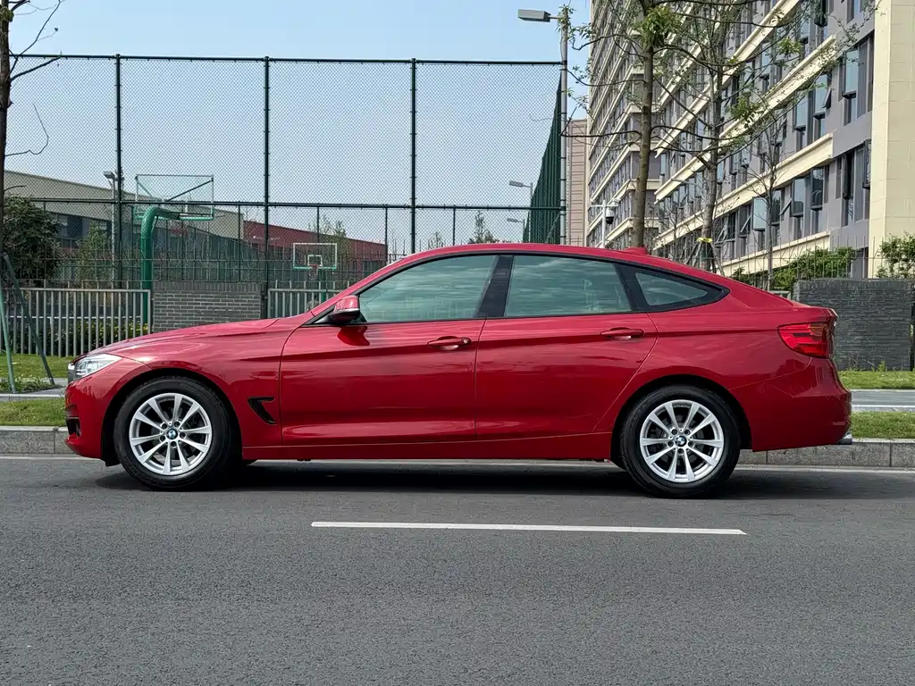 BMW 3 Series GT 2015 — фото 9