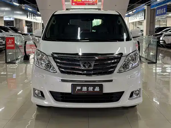 Toyota Alphard 2012