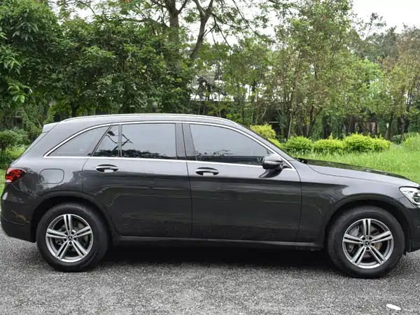 Mercedes-Benz GLC 2021