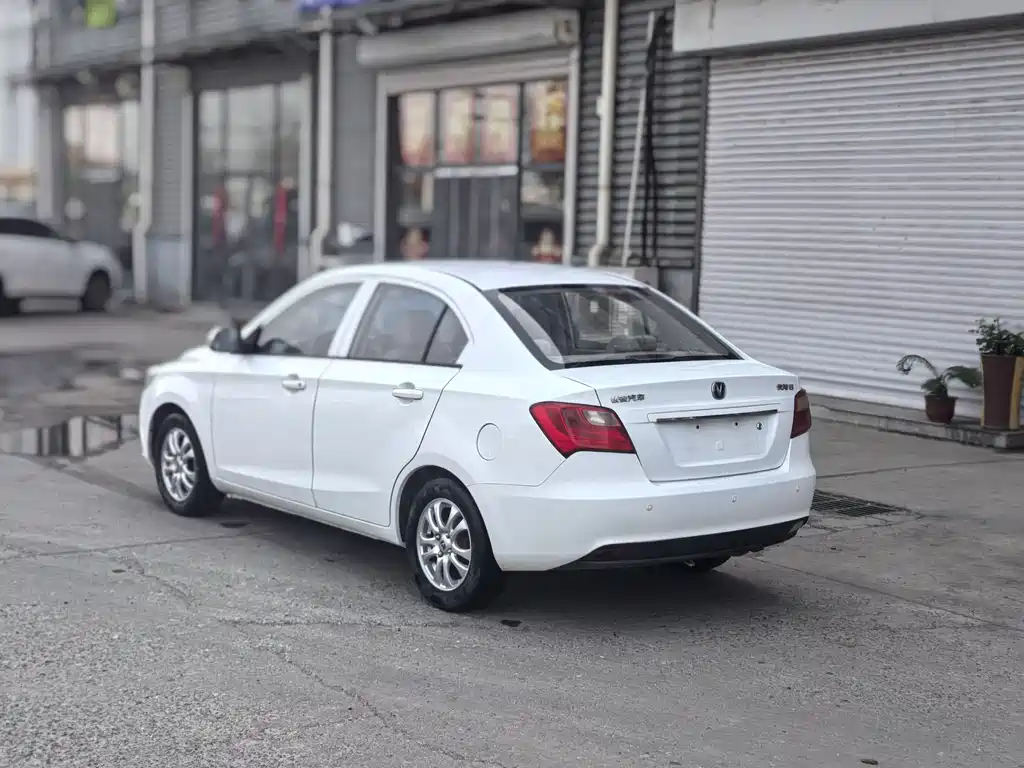 Changan V3 2015 — фото 5