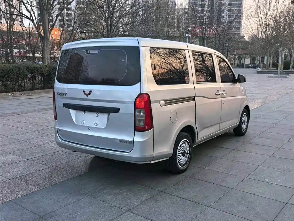 Wuling Rongguang V 2017 — фото 4