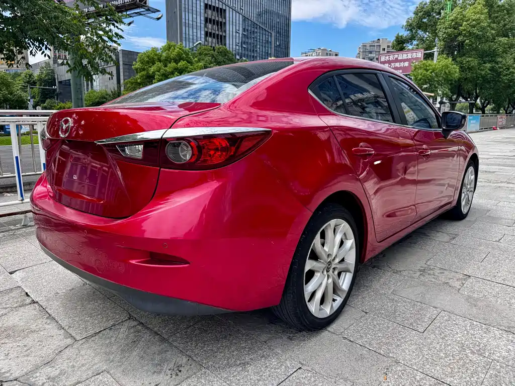 Mazda 3 Axela 2015 — фото 9