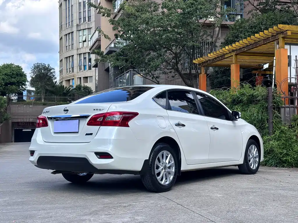 Nissan Sylphy 2019 — фото 18