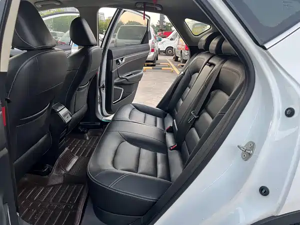 Geely Emgrand GS 2017
