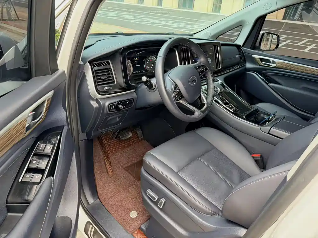 GAC Motor Trumpchi M8 2025 — фото 6
