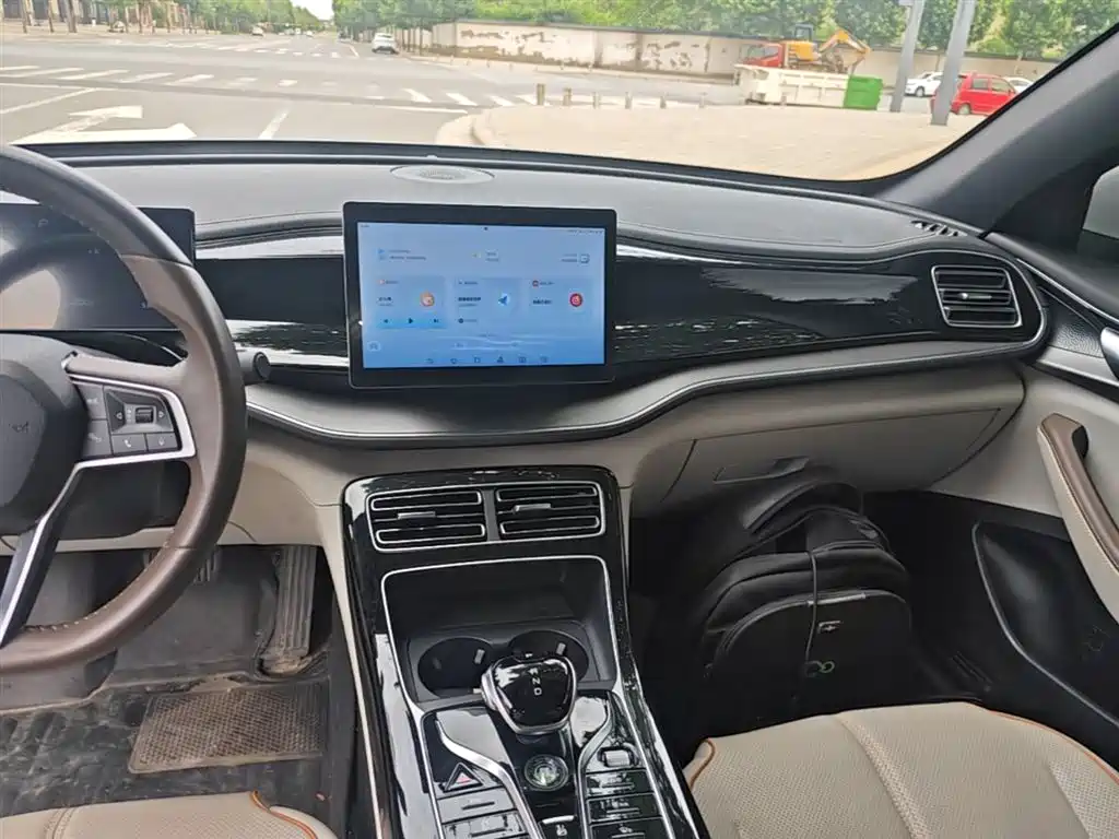 BYD Qin PLUS 2023 — фото 13