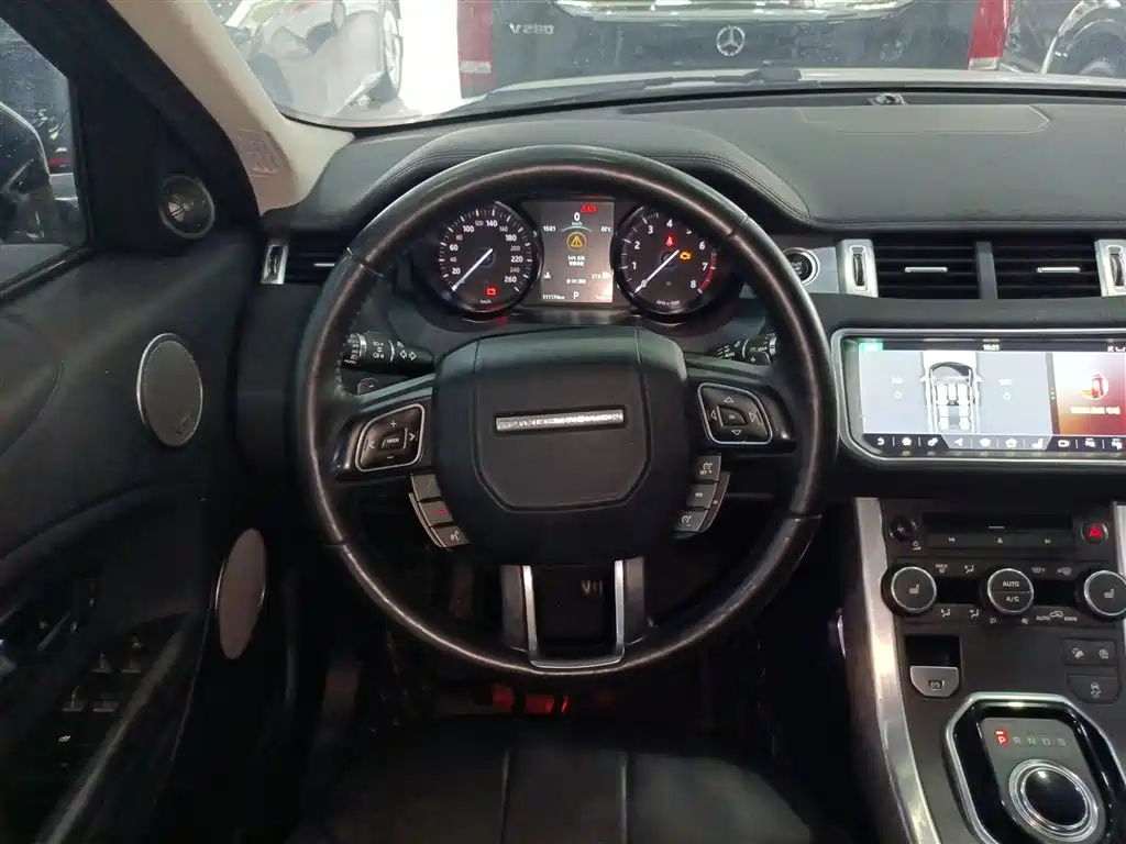 Land Rover Range Rover Evoque 2018 — фото 5