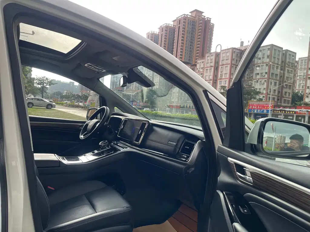 GAC Motor Trumpchi M8 2022 — фото 11