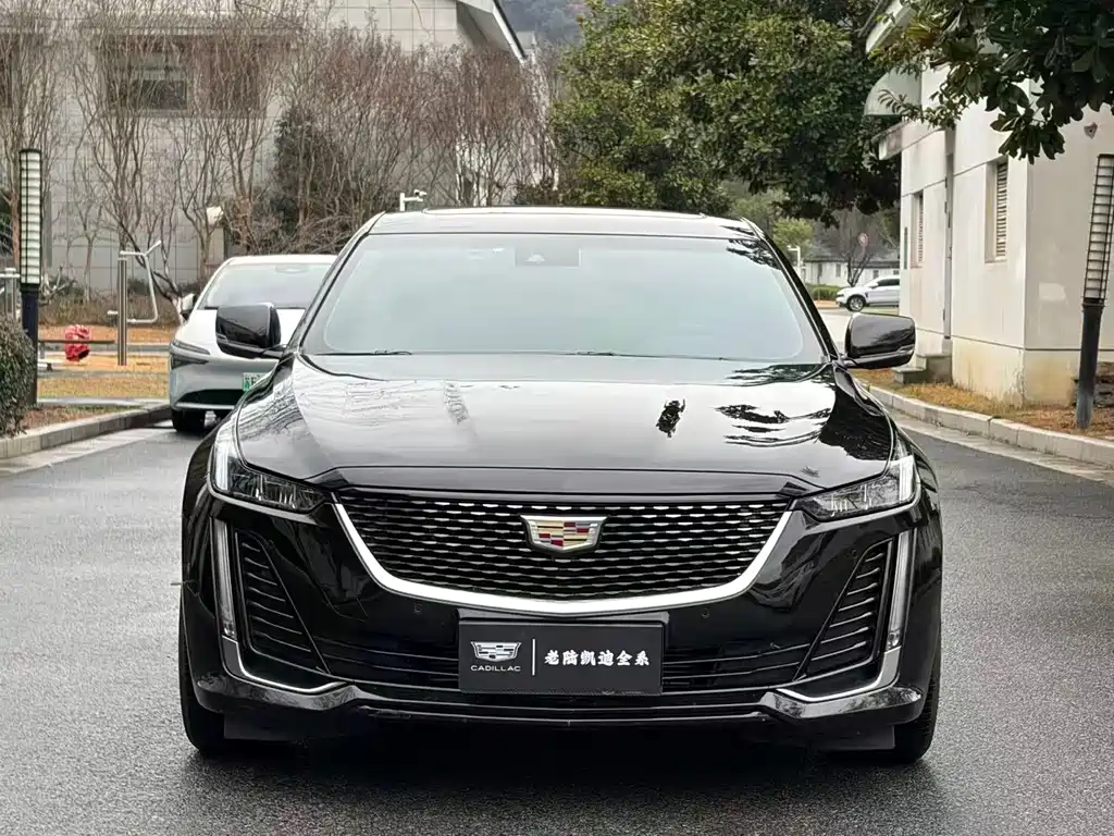 Cadillac CT5 2023 — фото 2