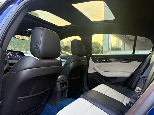 Cadillac CT5 2024