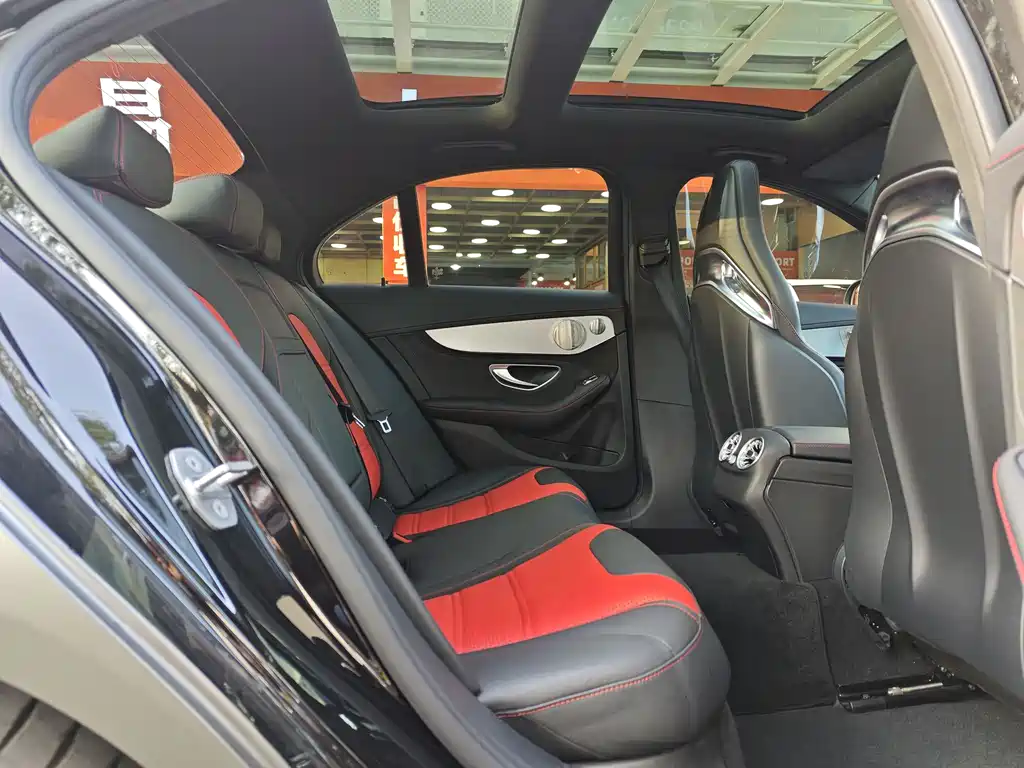 Mercedes-Benz C-Class AMG 2022 — фото 8