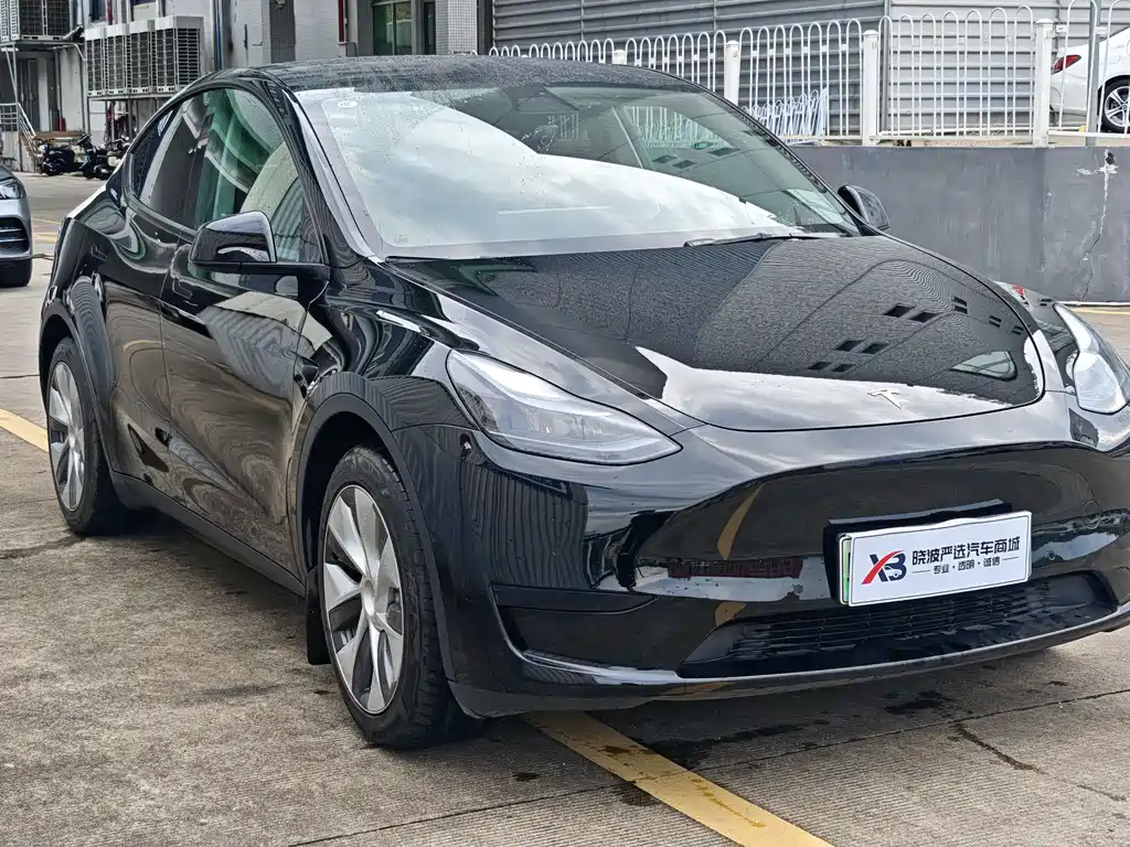 Tesla Model Y 2022 — фото 3